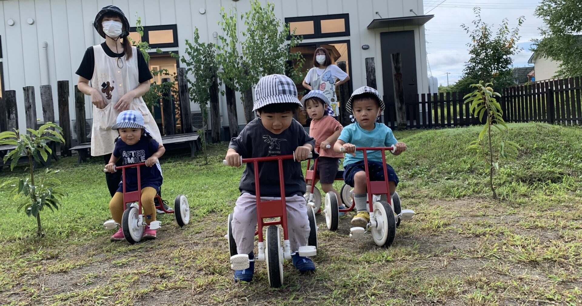 かーしーて　いーいーよー