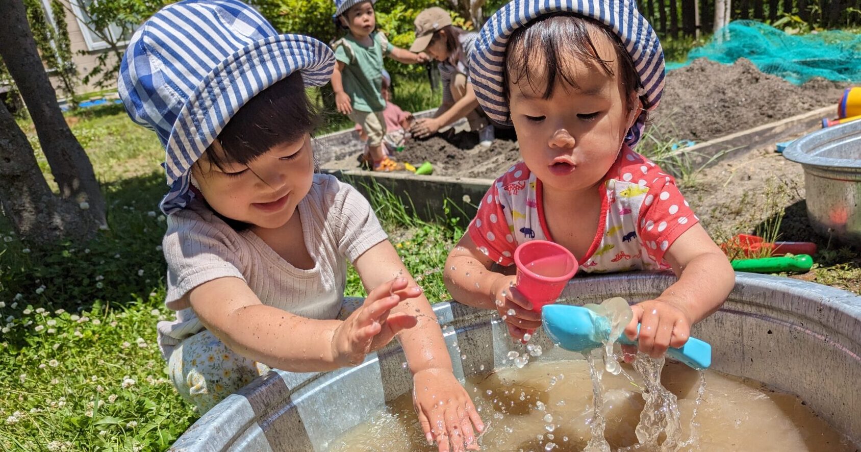 みんなでちゃぷちゃぷ　たのしいね