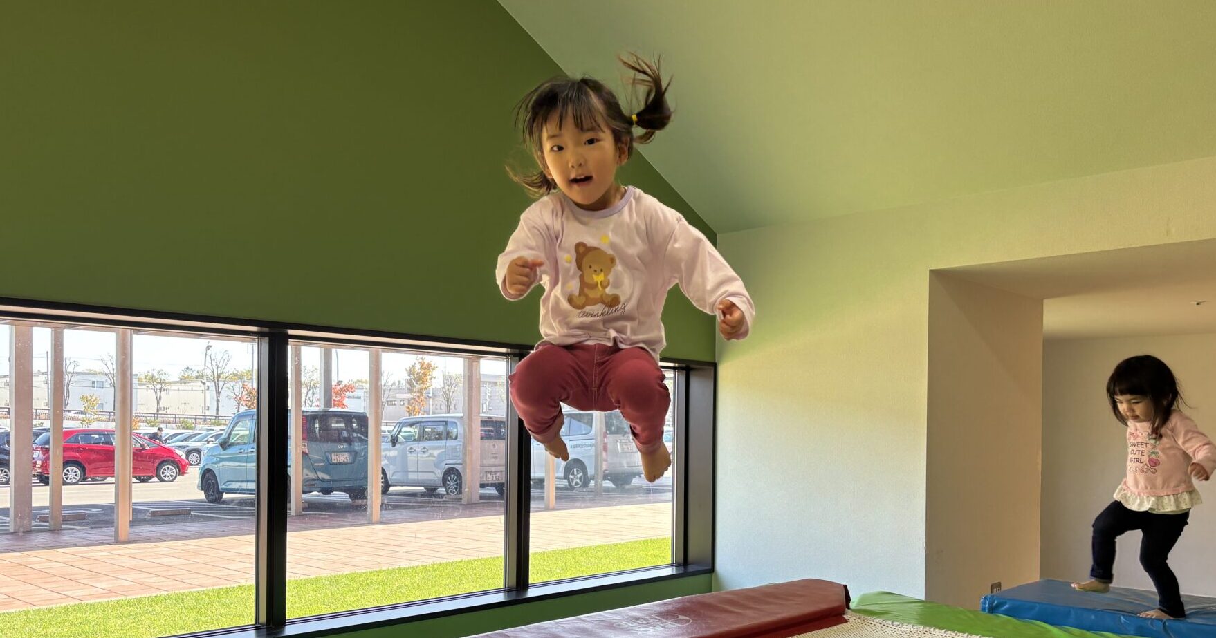 のびのびからだをうごかして