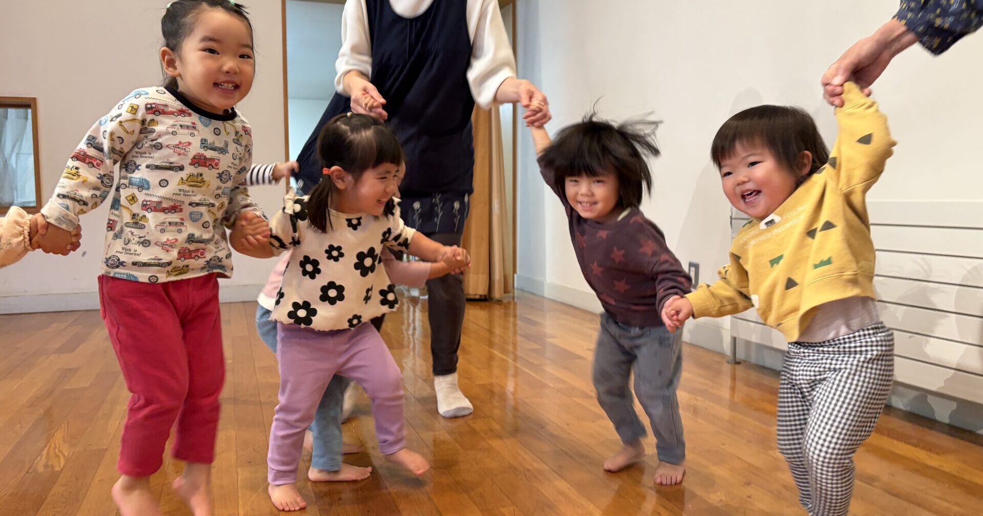 はっぴょうかいかいじょうへ