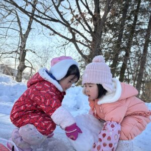 ゆきであそぼう