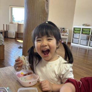 ０・１さいさんみんなでおべんとう